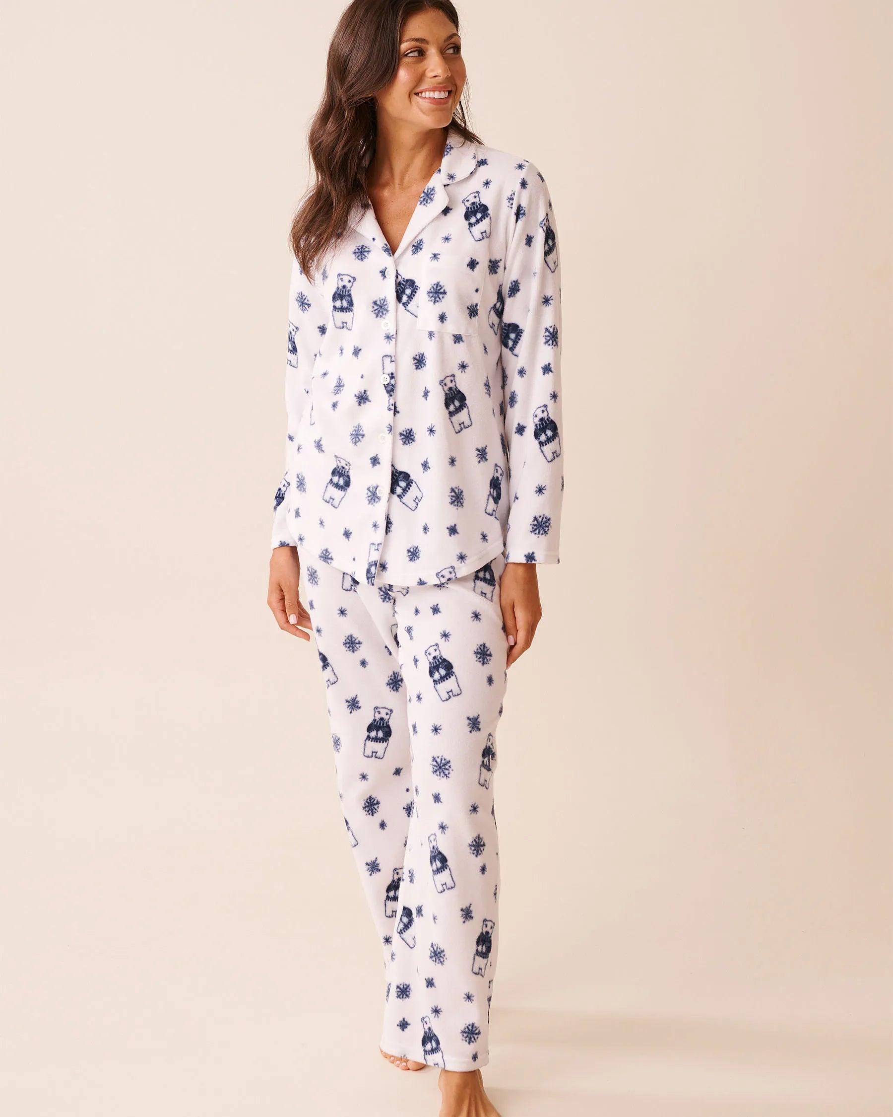 La Vie en Rose_Snow White Bear_Polar Bear Print Microfleece Pj Set_40400090_P10539_01