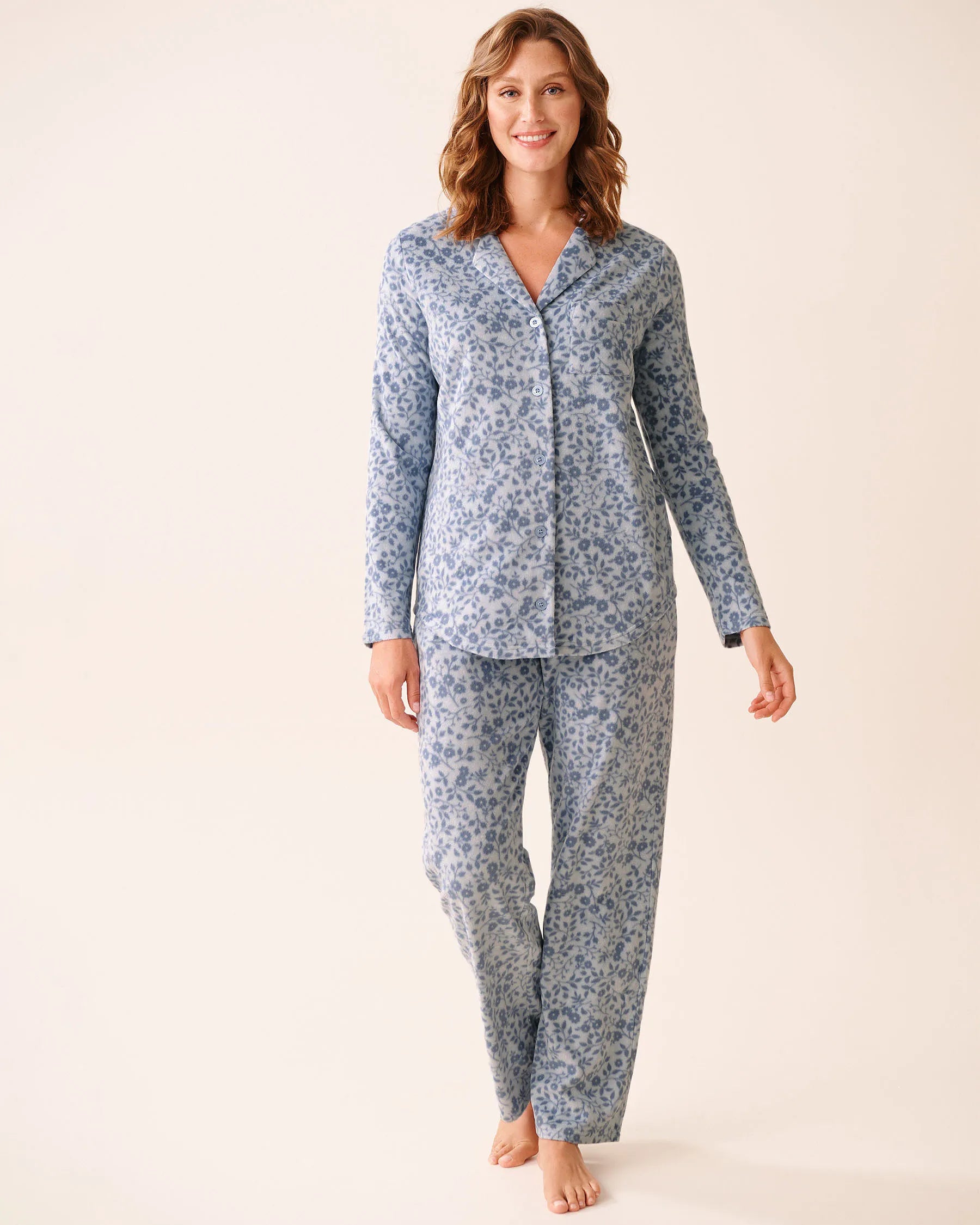 La Vie en Rose_Cashmere Blue Floral_Blue Floral Print Microfleece Pj Set_40400090_P40499_02