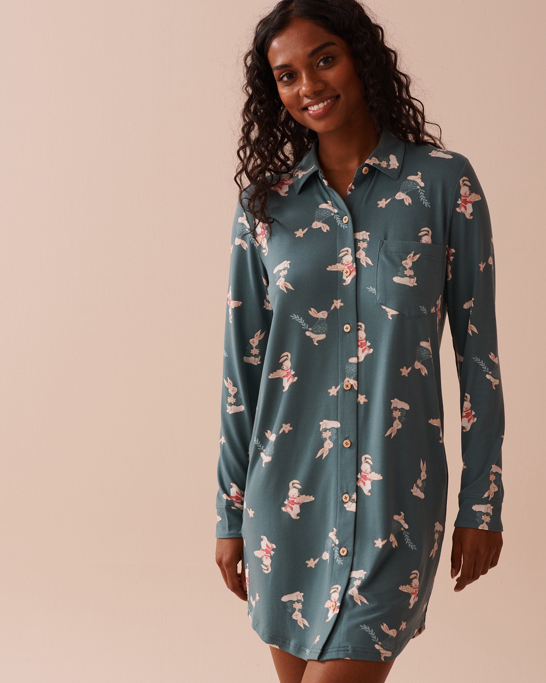 Rabbit Print Super Soft Long Sleeve Sleepshirt_40500396_P40392_01