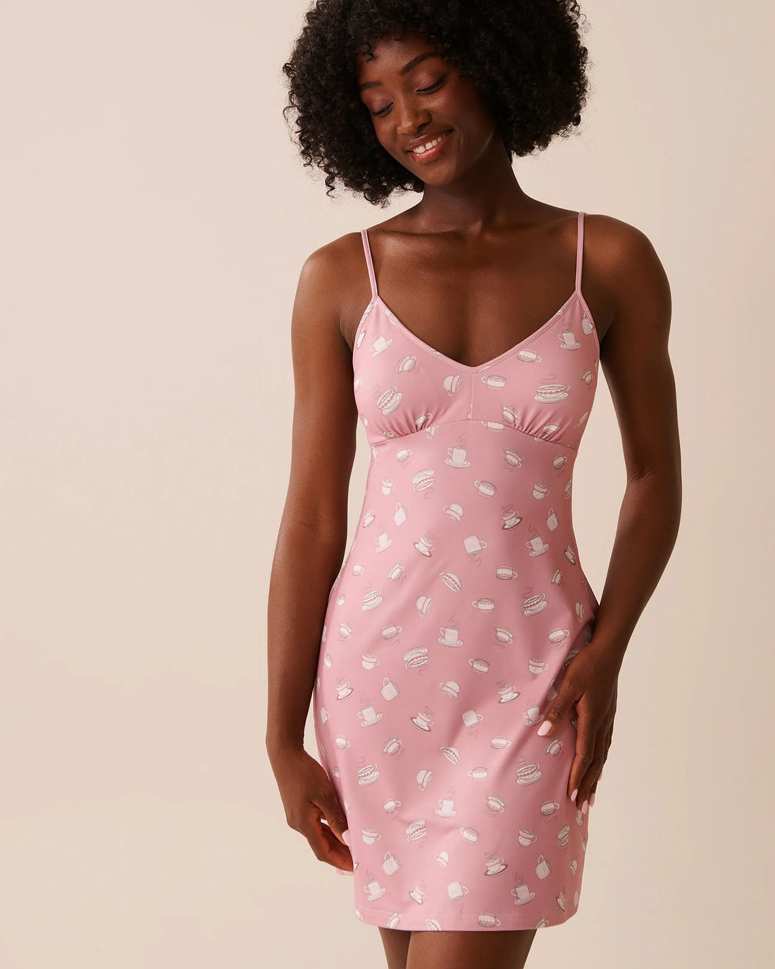 La Vie en Rose_Zephyr Coffee_Coffee Cup Print Super Soft Nightie_40500450_P60400_01