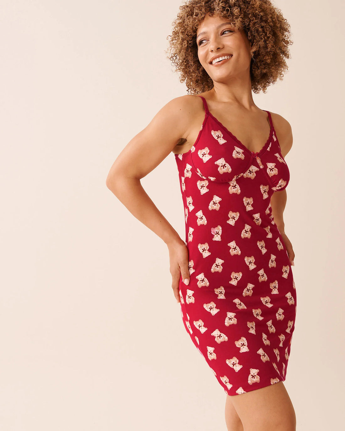 La Vie en Rose_Savvy Red Teddy Bear_Teddy Bear Print Super Soft Nightie_40500460_P60429_01