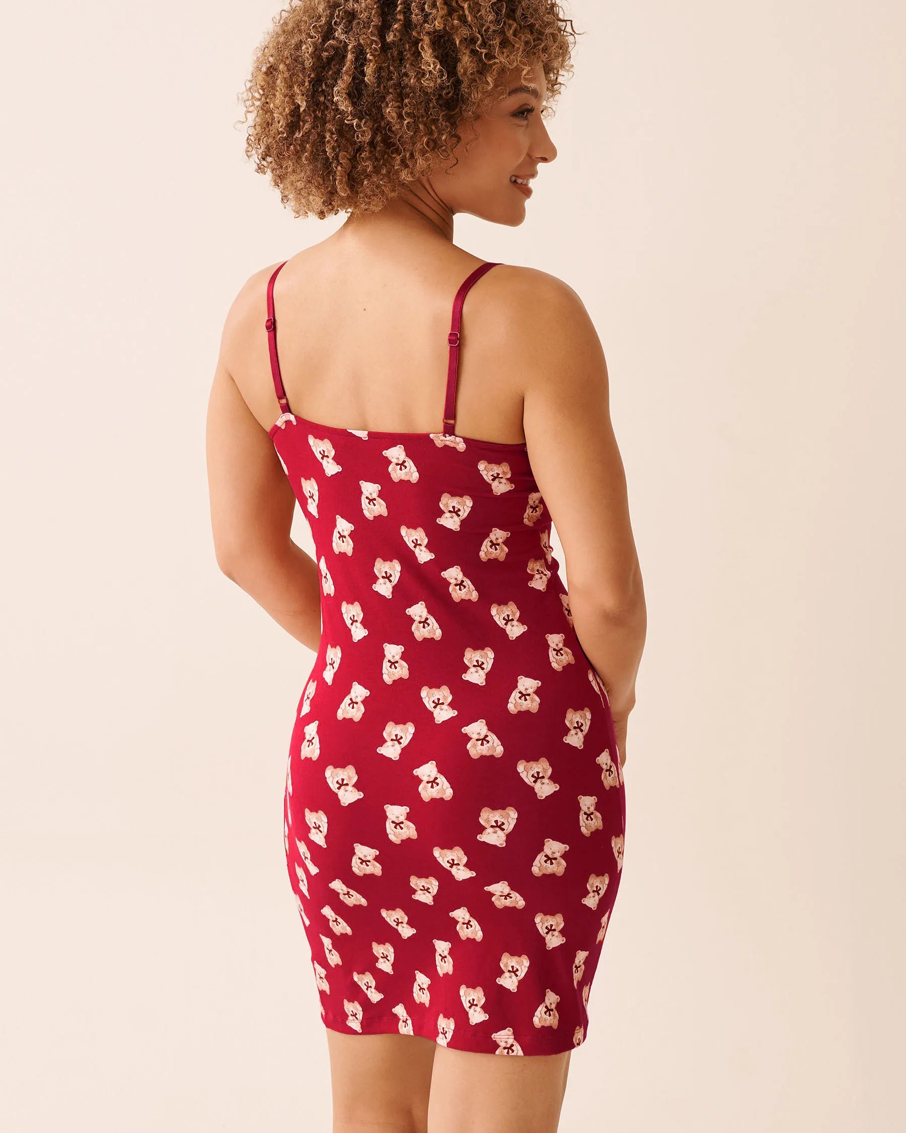 La Vie en Rose_Savvy Red Teddy Bear_Teddy Bear Print Super Soft Nightie_40500460_P60429_02