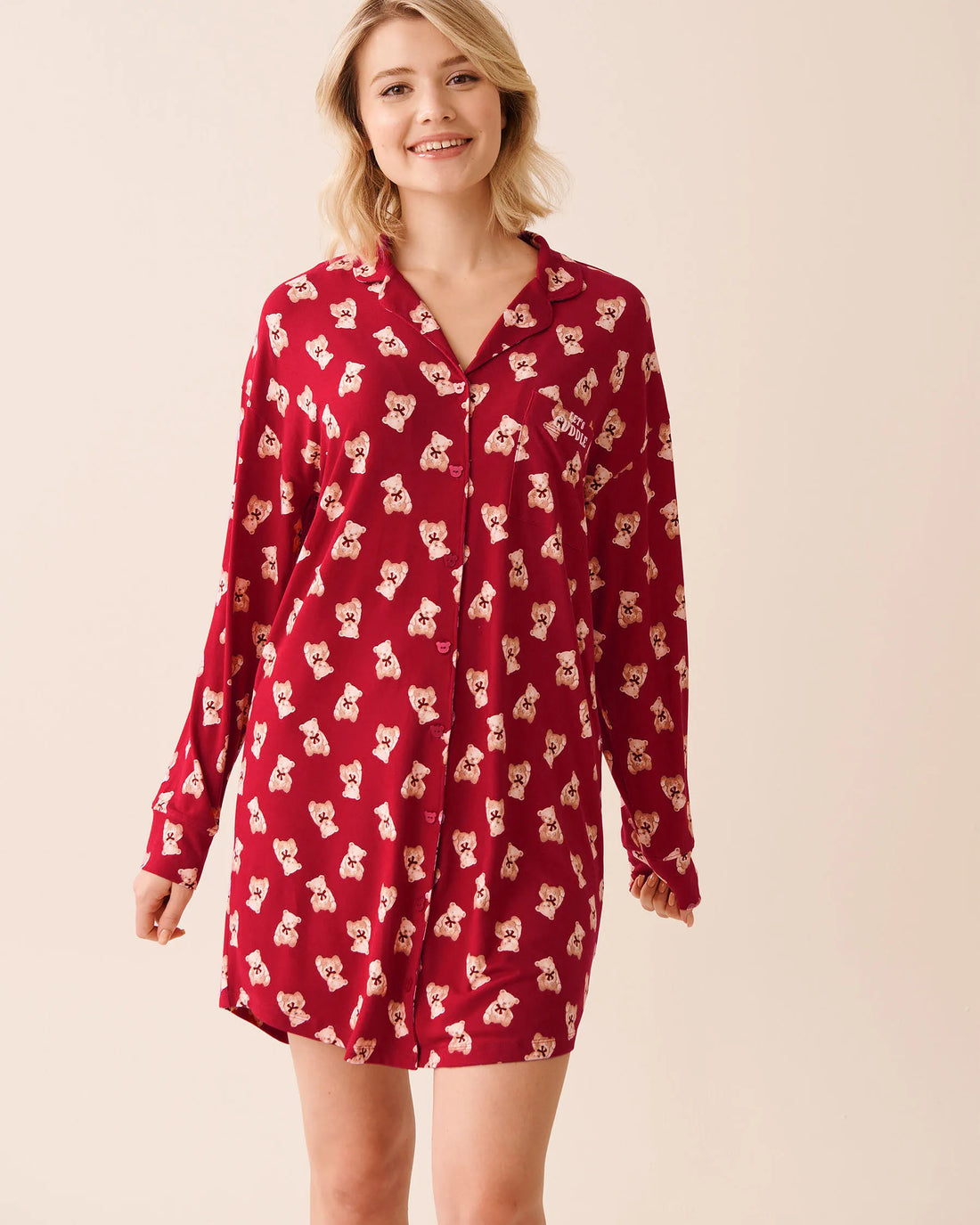La Vie en Rose_Savvy Red Teddy Bear_Teddy Bear Print Super Soft Button-Down Sleepshirt_40500461_P60429_01