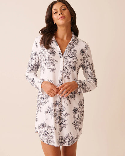 La Vie en Rose_Snow White Grey Bouquet_Black Rose Print Super Soft Long Sleeve Sleepshirt_40500469_P10570_01