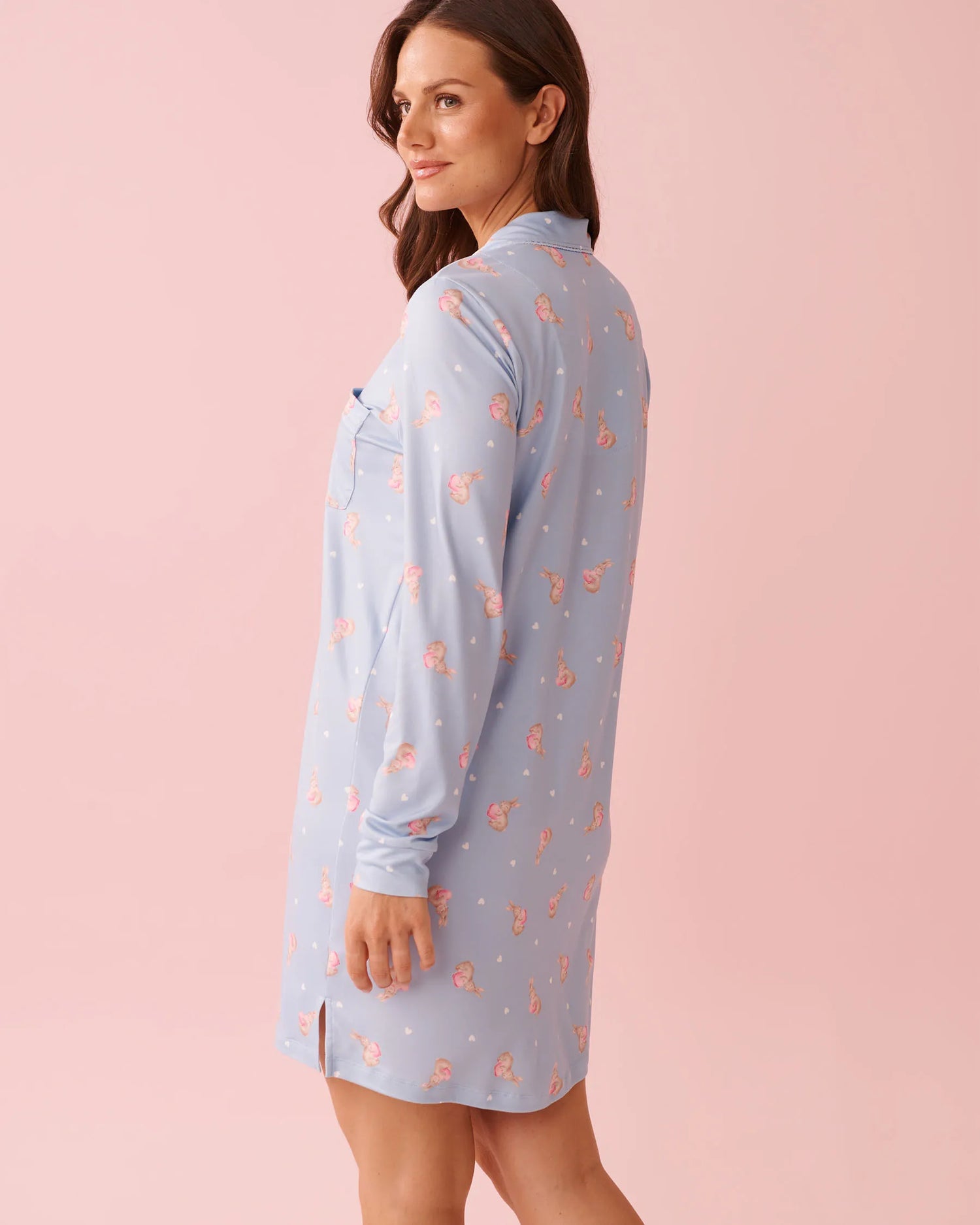 La Vie en Rose Windsurfer Rabbit Women Bunny Print Super Soft Button-down Sleepshirt SKU: 40500473_P40532 Image 02