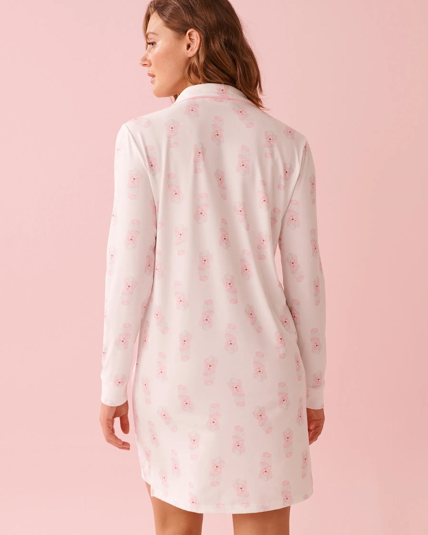 La Vie en Rose_Snow White Pink Teddy_Spa Time Teddy Print Super Soft Button-down Sleeps_40500476_P10573_02