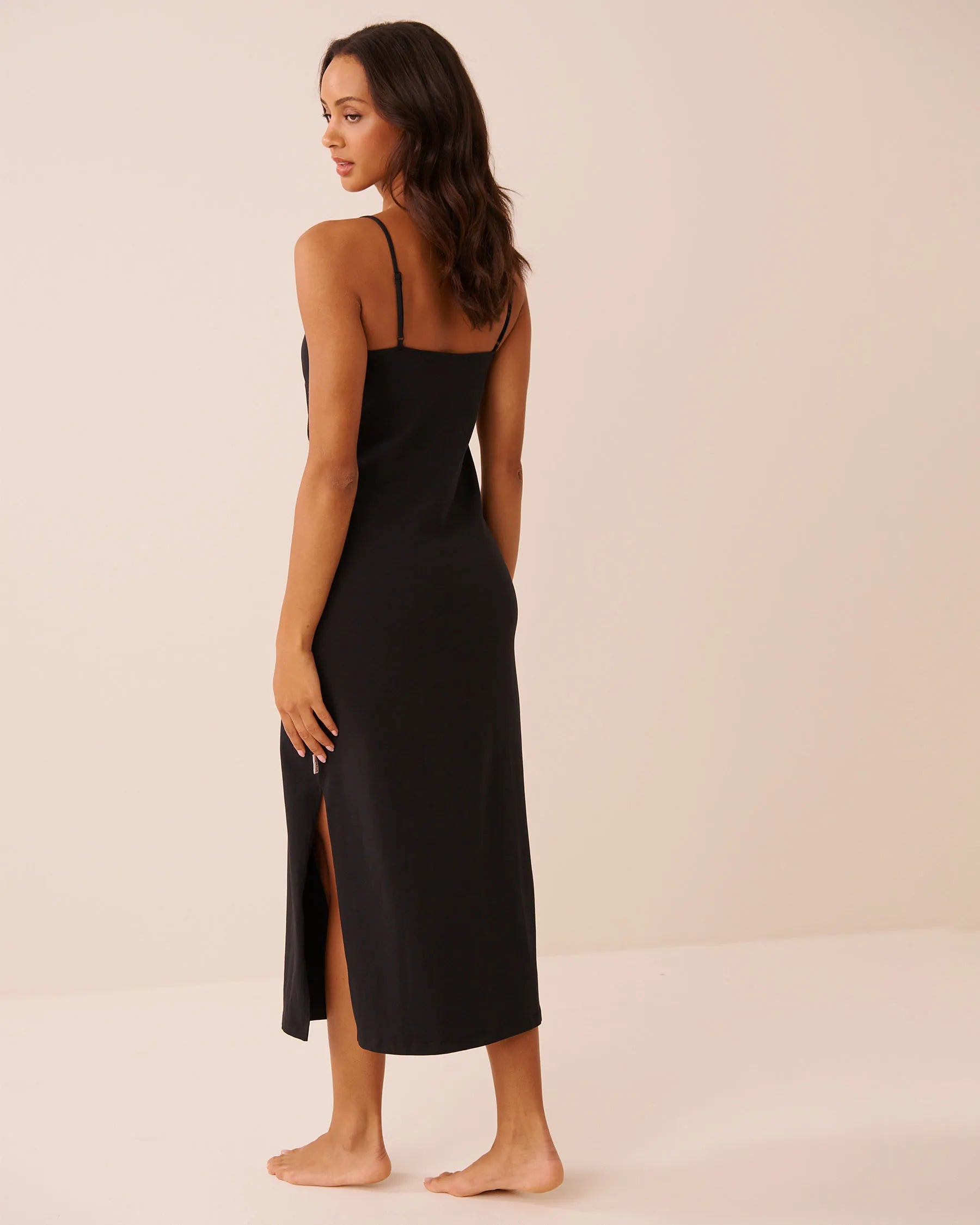 La Vie en Rose Black Beauty Women Cotton Long Nightie with Shelf Bra SKU: 40500486_00001 Image 02