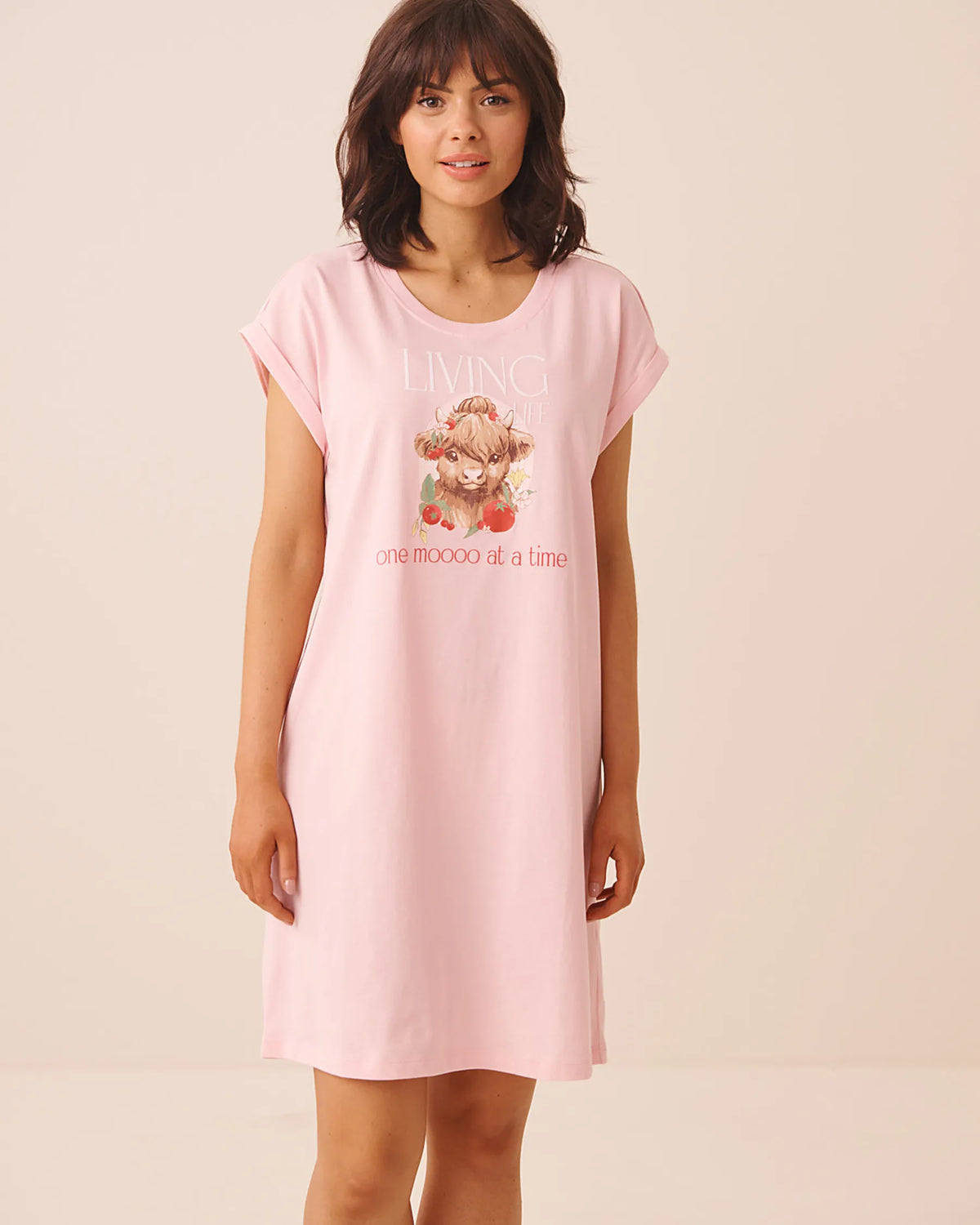 La Vie en Rose Crystal Rose Women Highland Cow Print Cotton Short Sleeve Sleepshirt SKU: 40500501_60108 Image 01