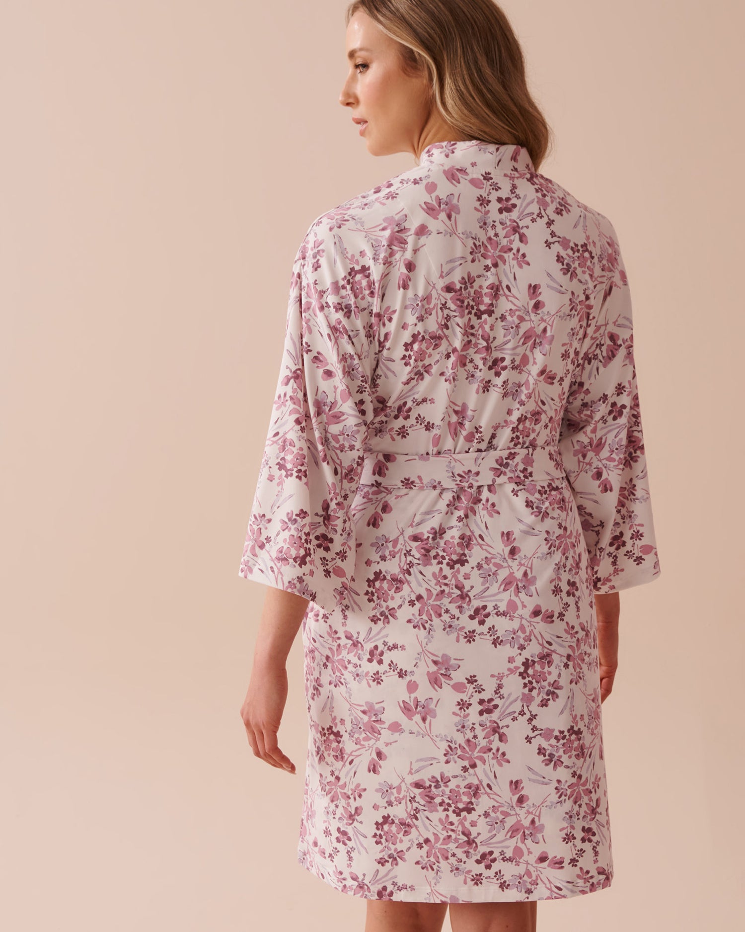 Purple Flowers Super Soft Kimono_40600178_P10424_02