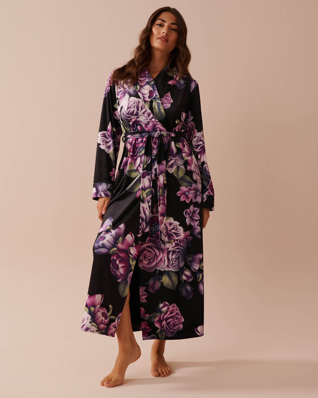 LUXURY EDITION Velvety Softness Long Robe_40600181_P00369_01