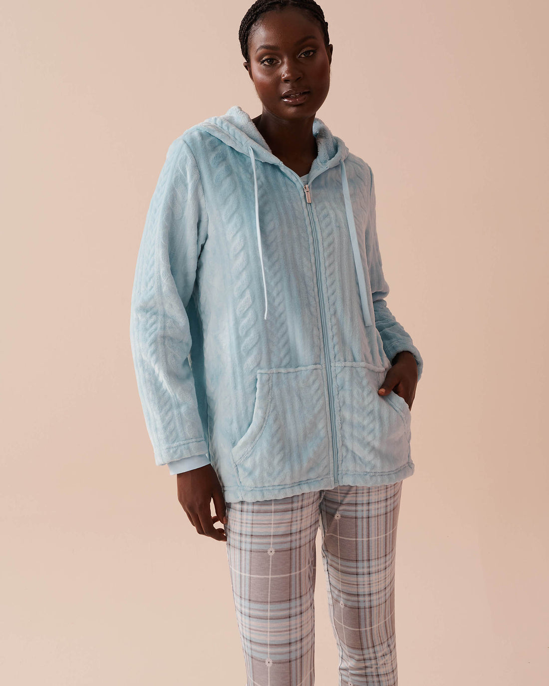 Recycled Fibers Cable Effect Soft Hooded Cardigan_40600189_P40391_01