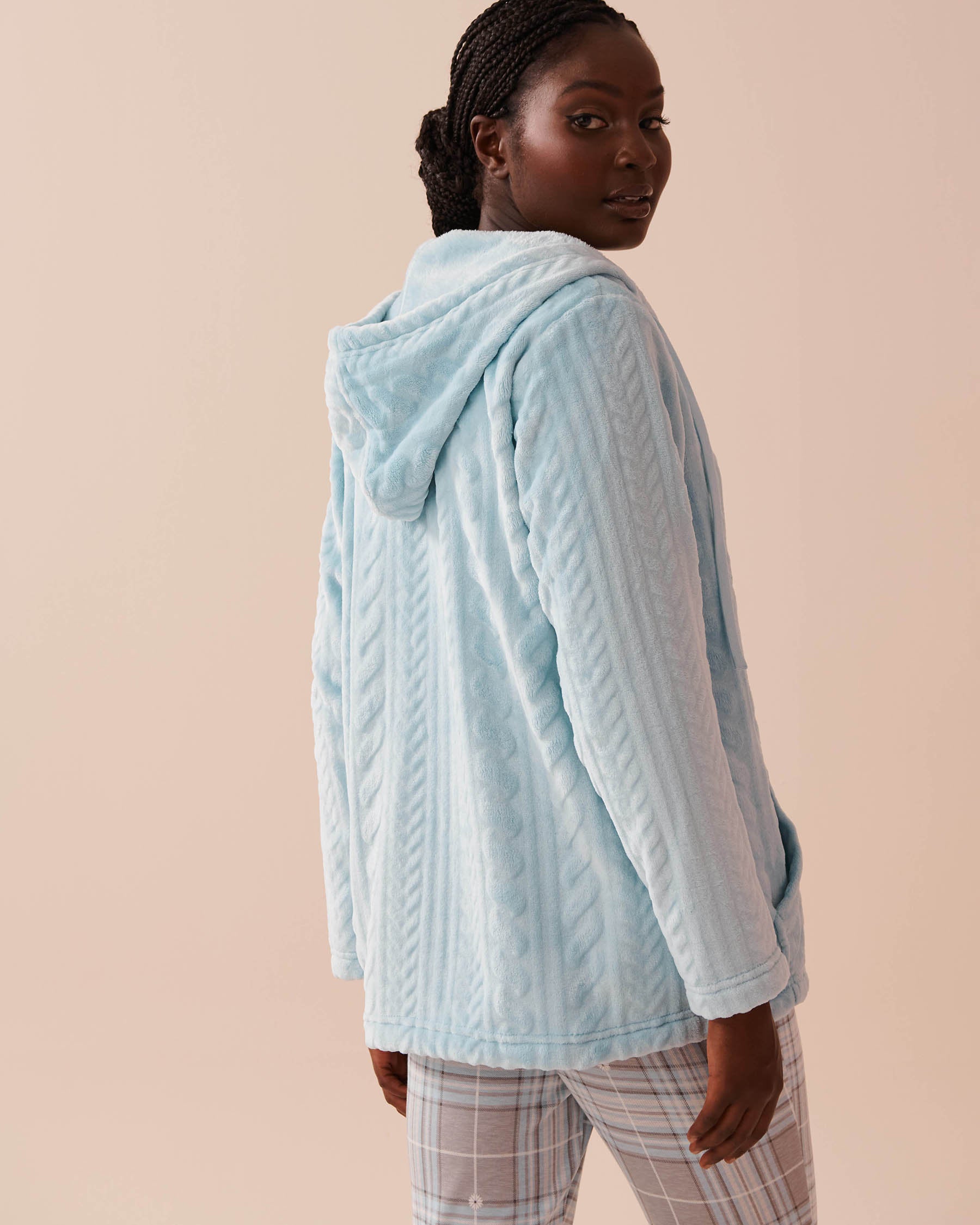 Recycled Fibers Cable Effect Soft Hooded Cardigan_40600189_P40391_02