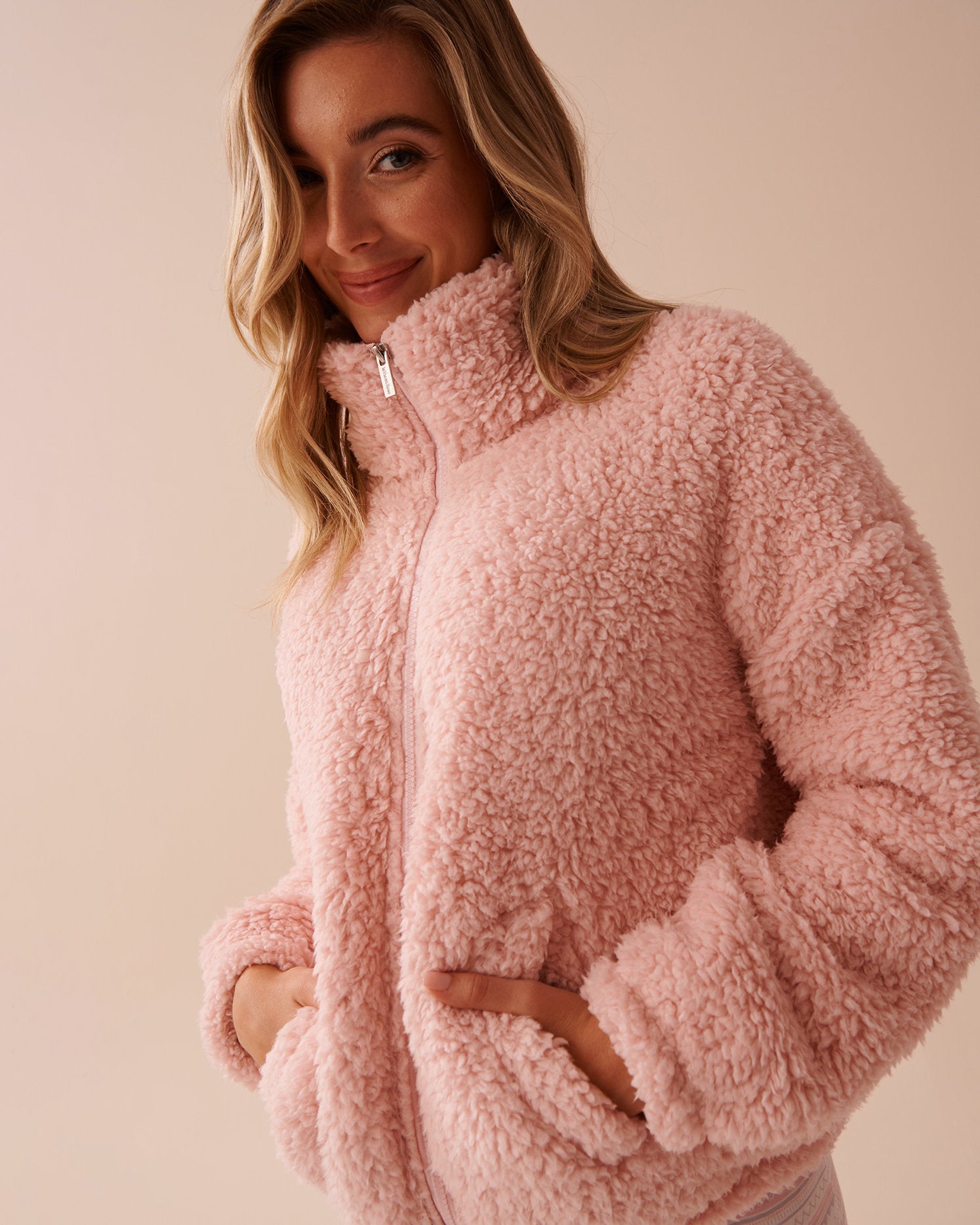 Sherpa Cardigan_40600191_60042_03