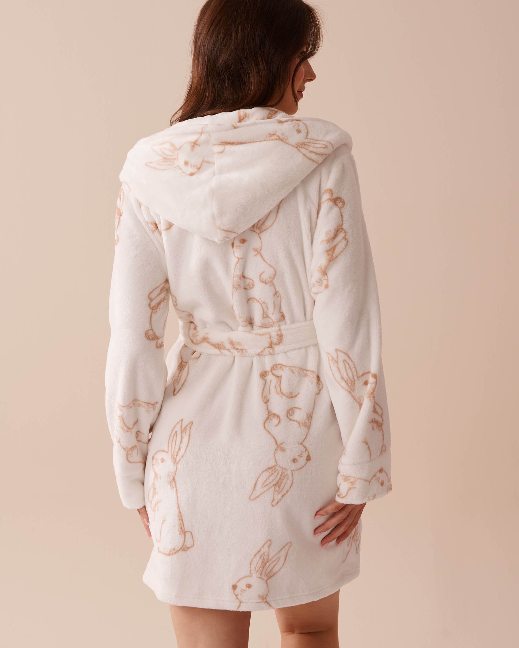 Rabbit Print Soft Plush Hooded Robe_40600194_P20062_02