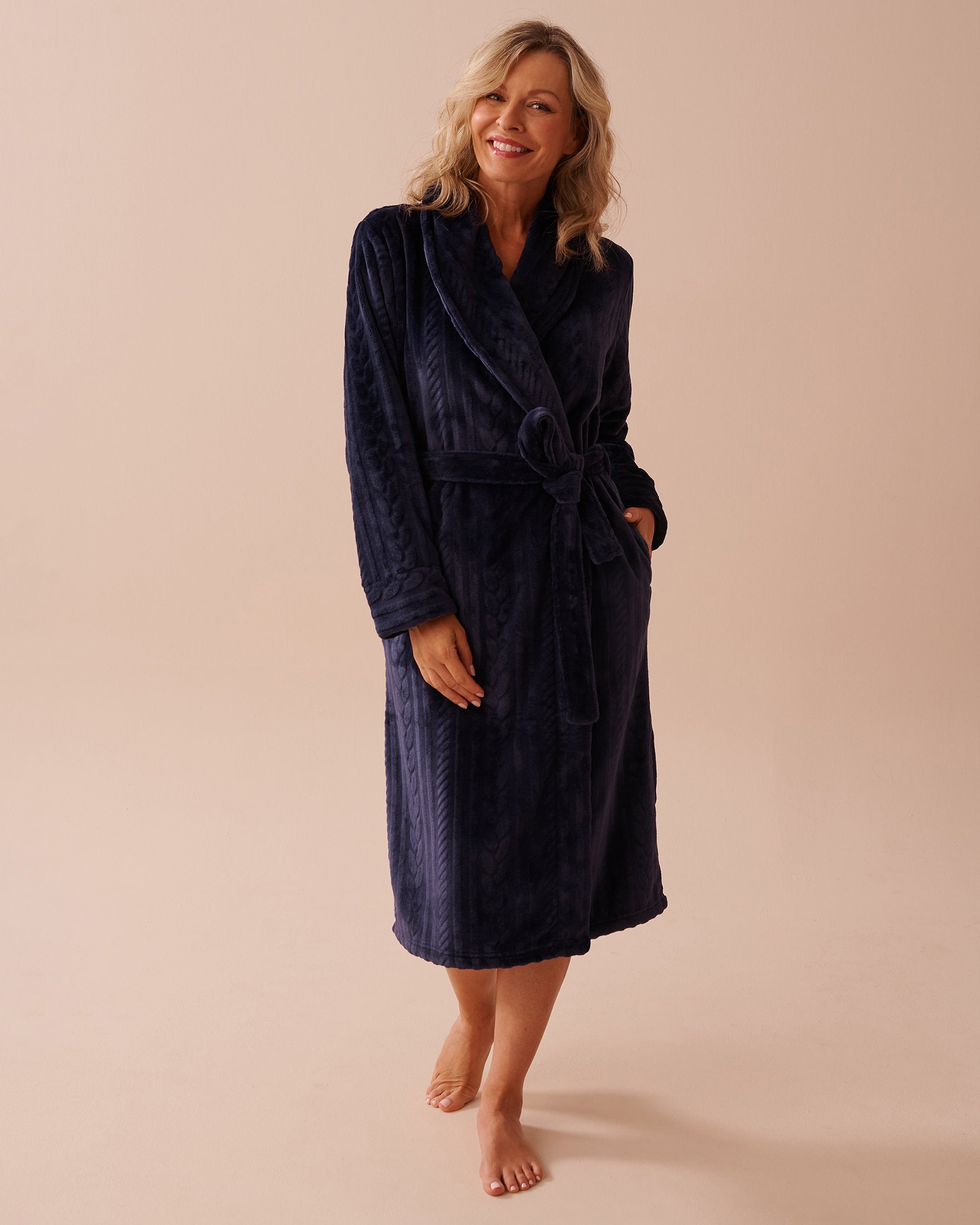 Recycled Fibers Cable Knit Robe_40600198_P40398_01