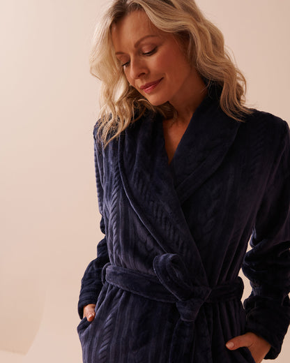 Recycled Fibers Cable Knit Robe_40600198_P40398_03