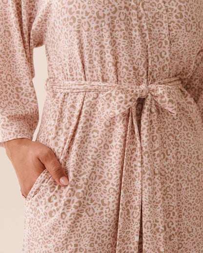La Vie en Rose_Pale Lilac Leopard_Pink Leopard Print Super Soft Kimono_40600210_P50099_05