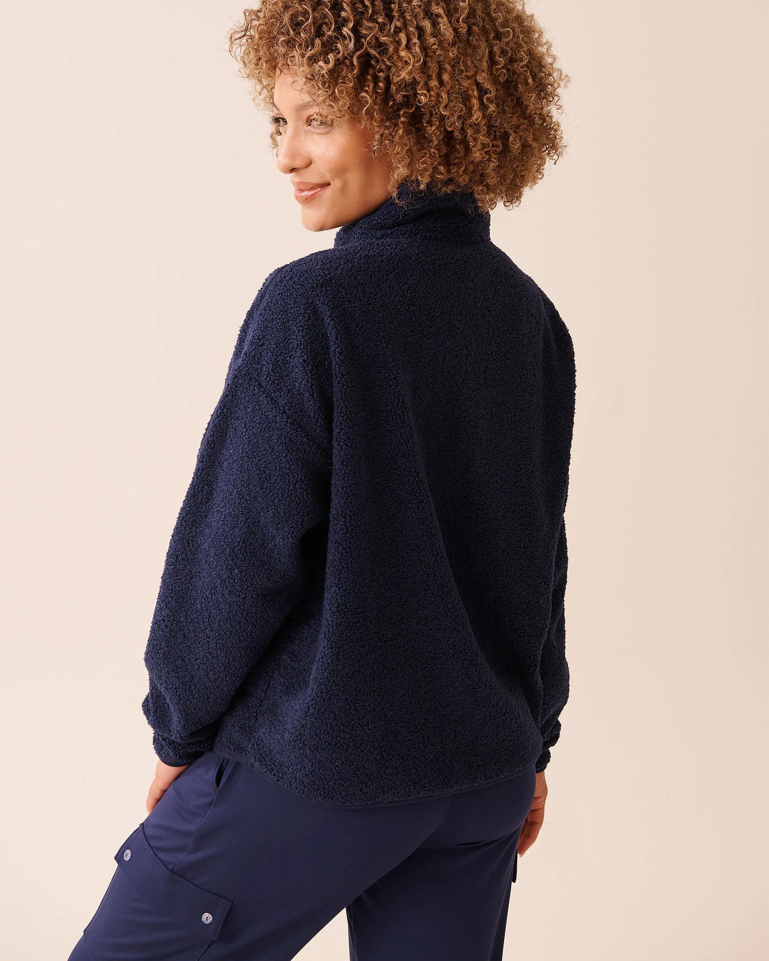 La Vie en Rose_Evening Blue_Teddy Fleece Half-Zip Sweatshirt_40600214_40009_03