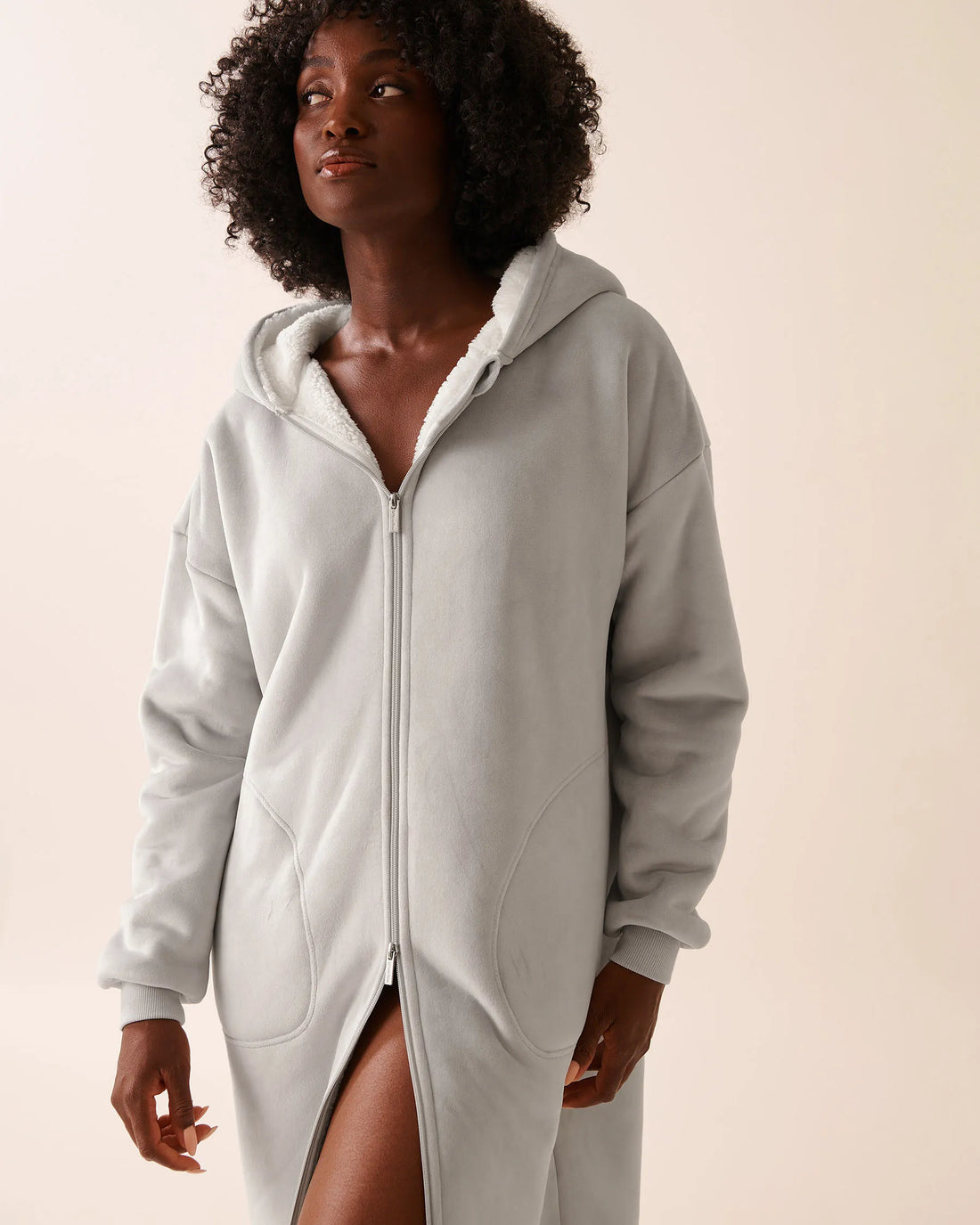 La Vie en Rose_Quiet Gray_Hooded Robe with Zipper_40600216_00055_01