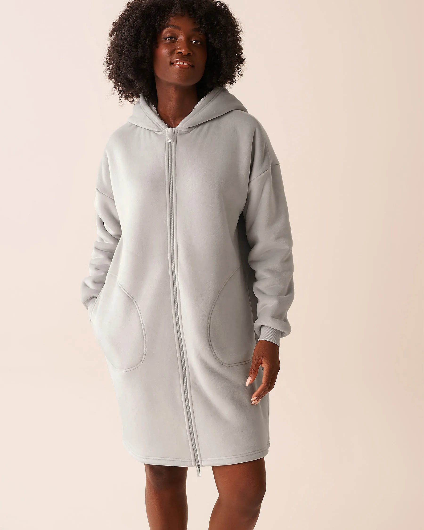 La Vie en Rose_Quiet Gray_Hooded Robe with Zipper_40600216_00055_02