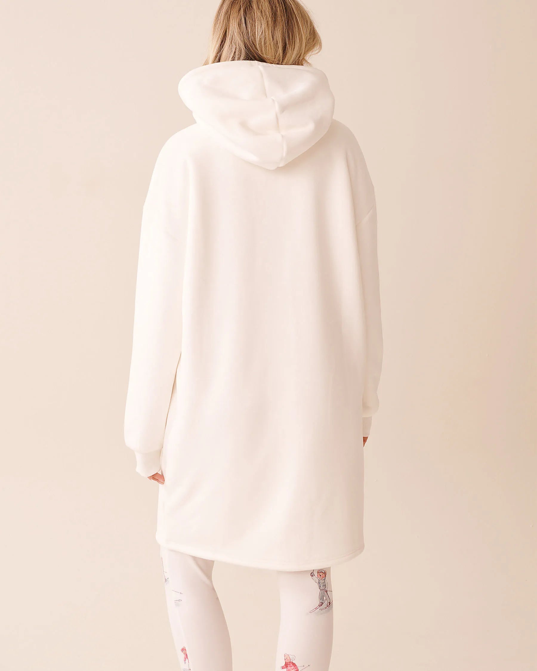 La Vie en Rose_Snow White_Hooded Robe with Zipper_40600216_10011_03