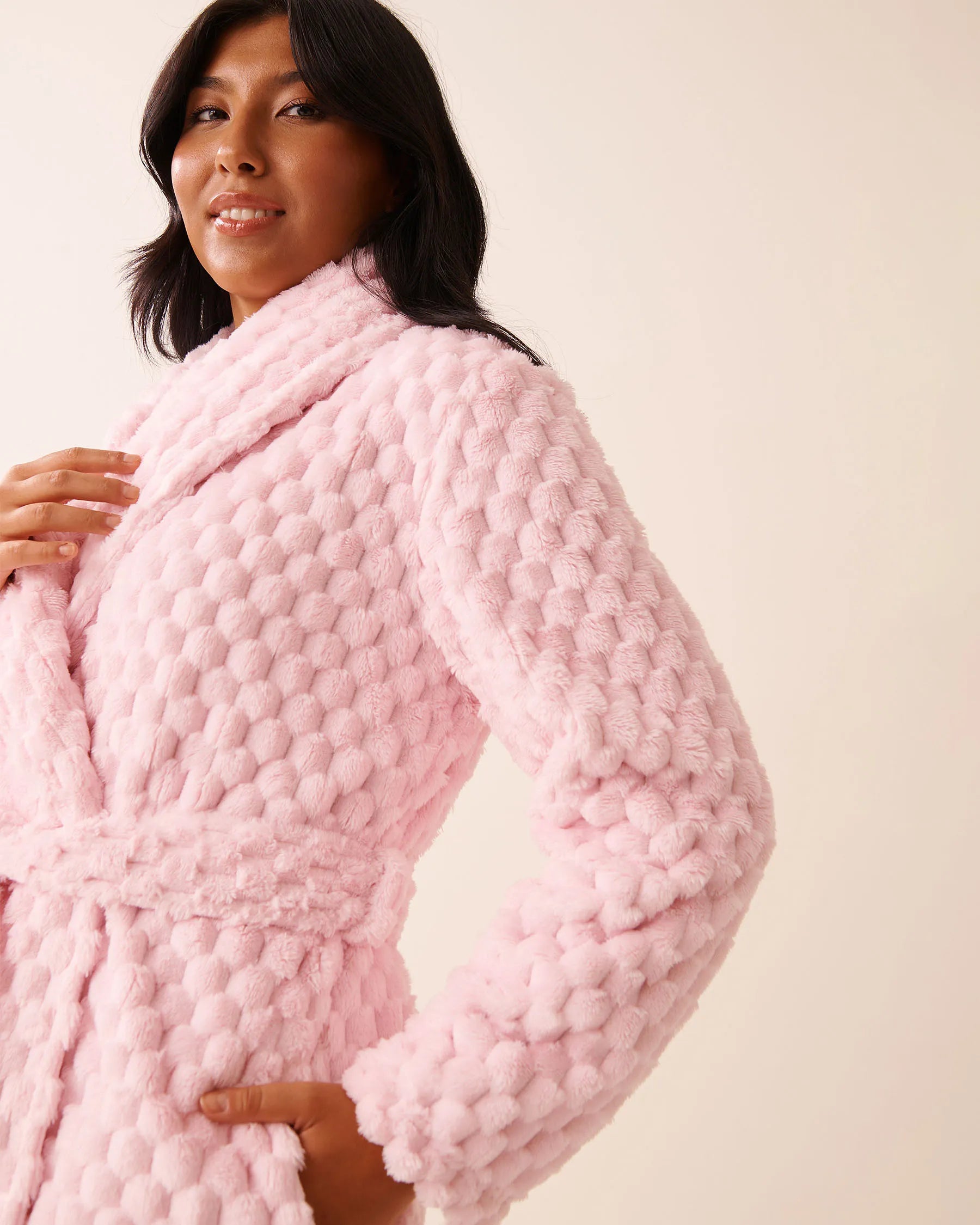 La Vie en Rose_Cherry Blossom_Soft Plush Quilted Effect Robe_40600219_60074_03