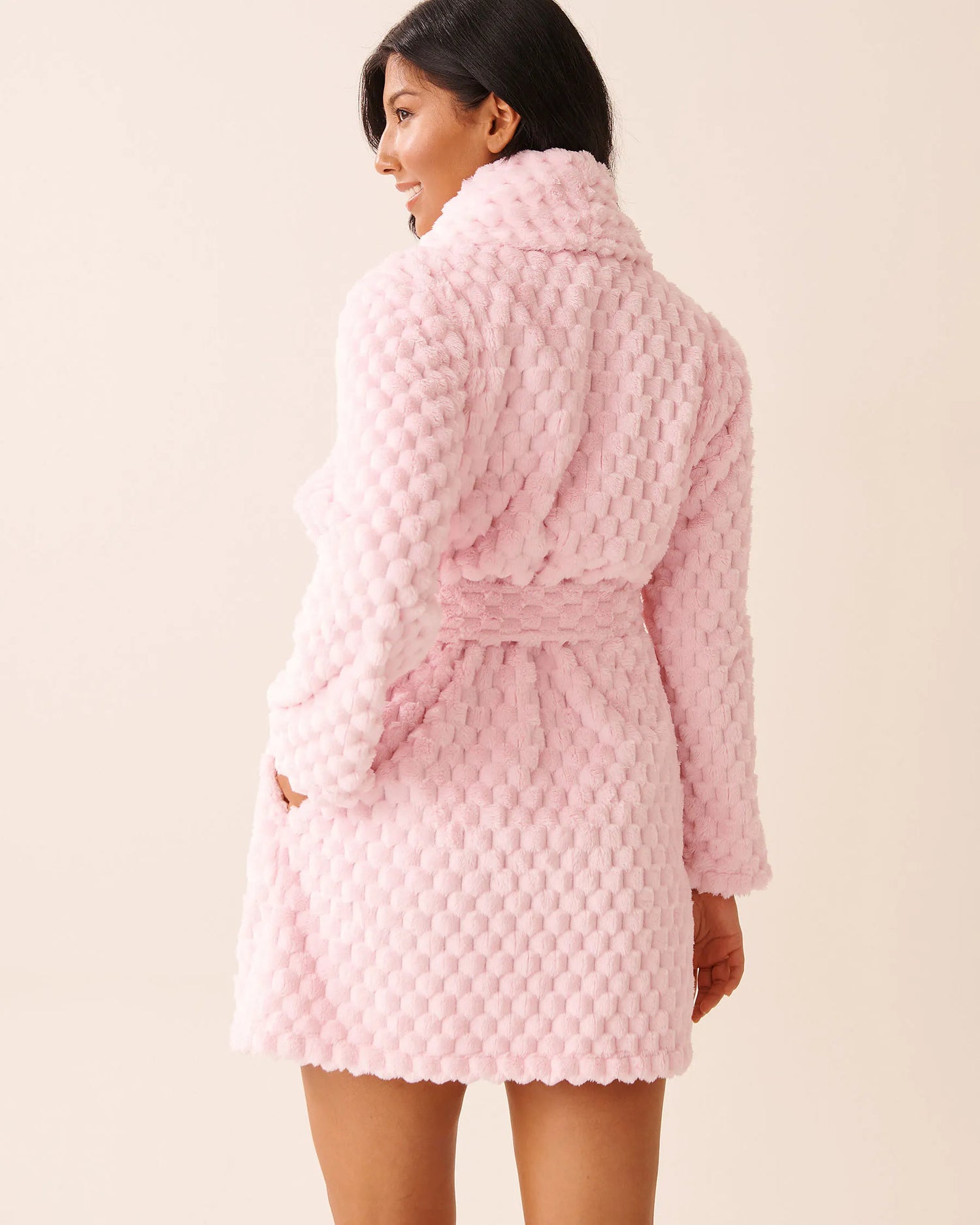 La Vie en Rose_Cherry Blossom_Soft Plush Quilted Effect Robe_40600219_60074_04
