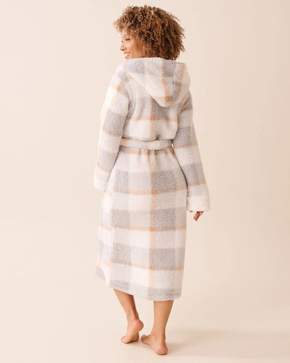 La Vie en Rose_Brush Plaid_Sherpa Plaid Robe_40600224_P20078_02