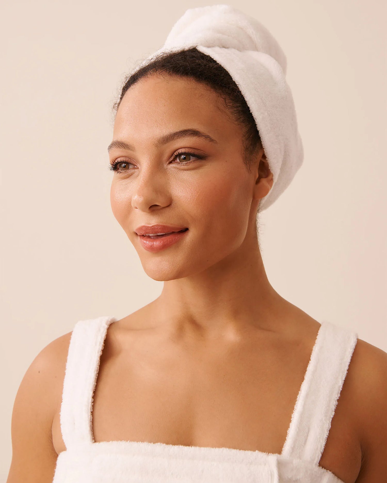 La Vie en Rose Snow White Women Terry Body Wrap &amp; Hair Towel Set SKU: 40600229_10011 Image 04