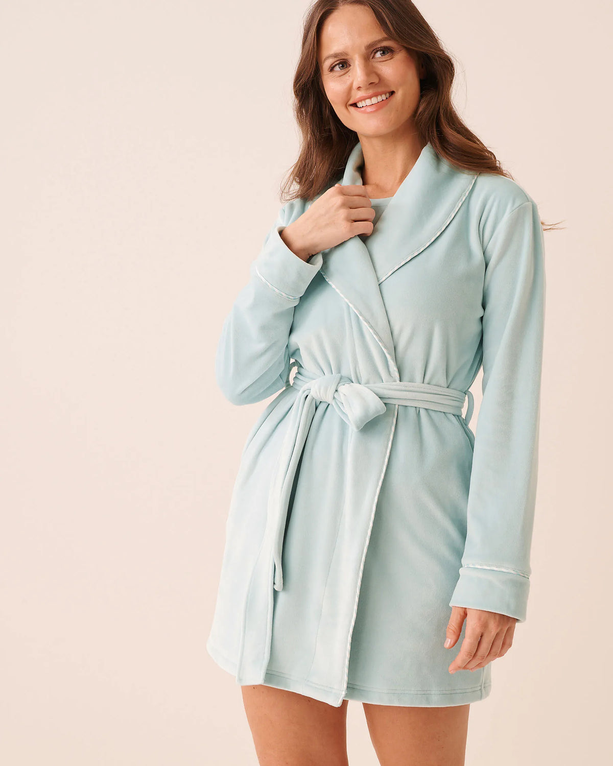La Vie en Rose Sterling Blue Women Plush Velour Robe SKU: 40600231_40153 Image 01