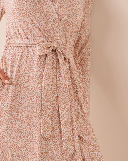 La Vie en Rose Snow White Leopard Women Leopard Print Super Soft Kimono SKU: 40600232_P10635 Image 05