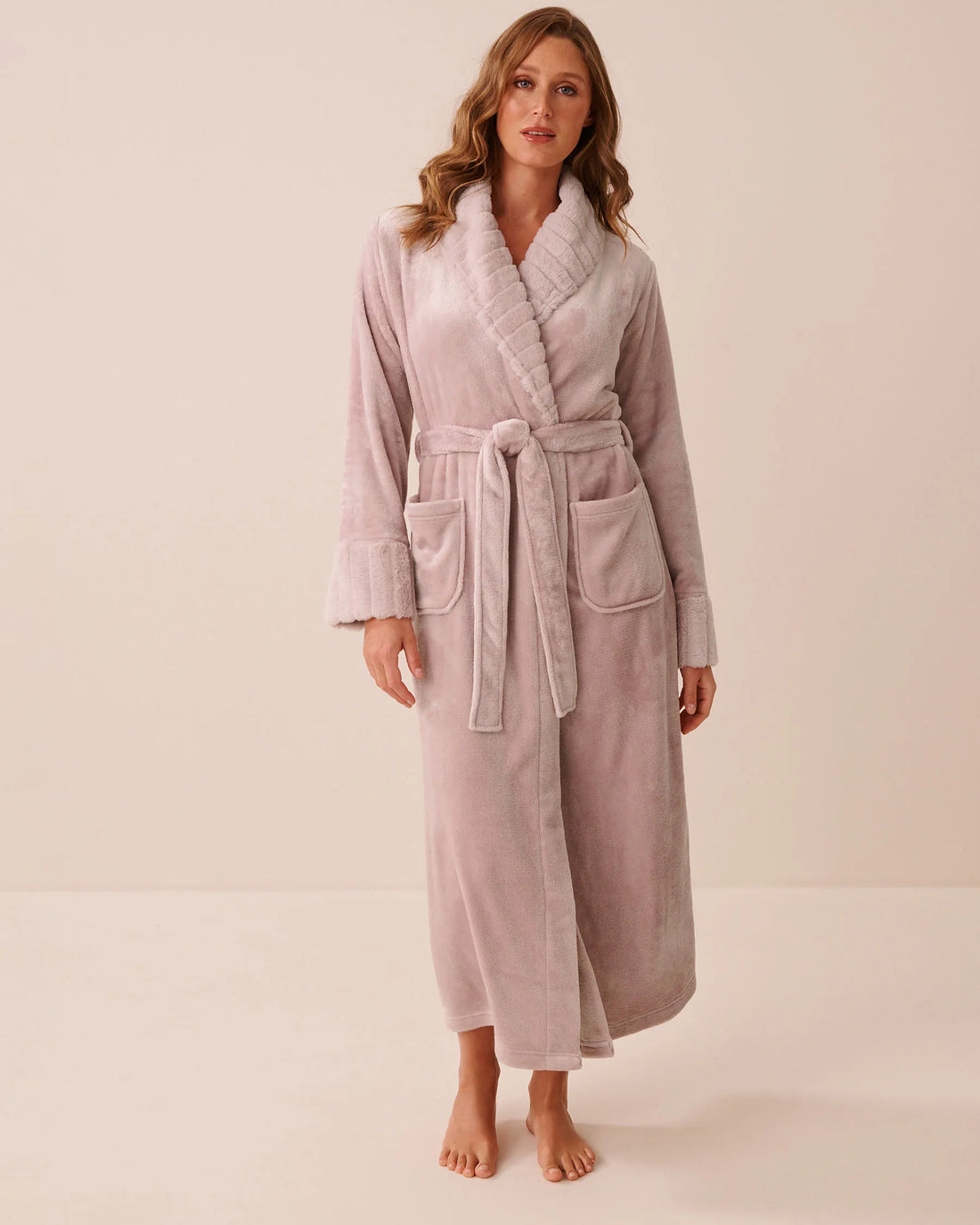 La Vie en Rose Violet Ice Women Long Faux Fur And Soft Plush Robe SKU: 40600234_50067 Image 01