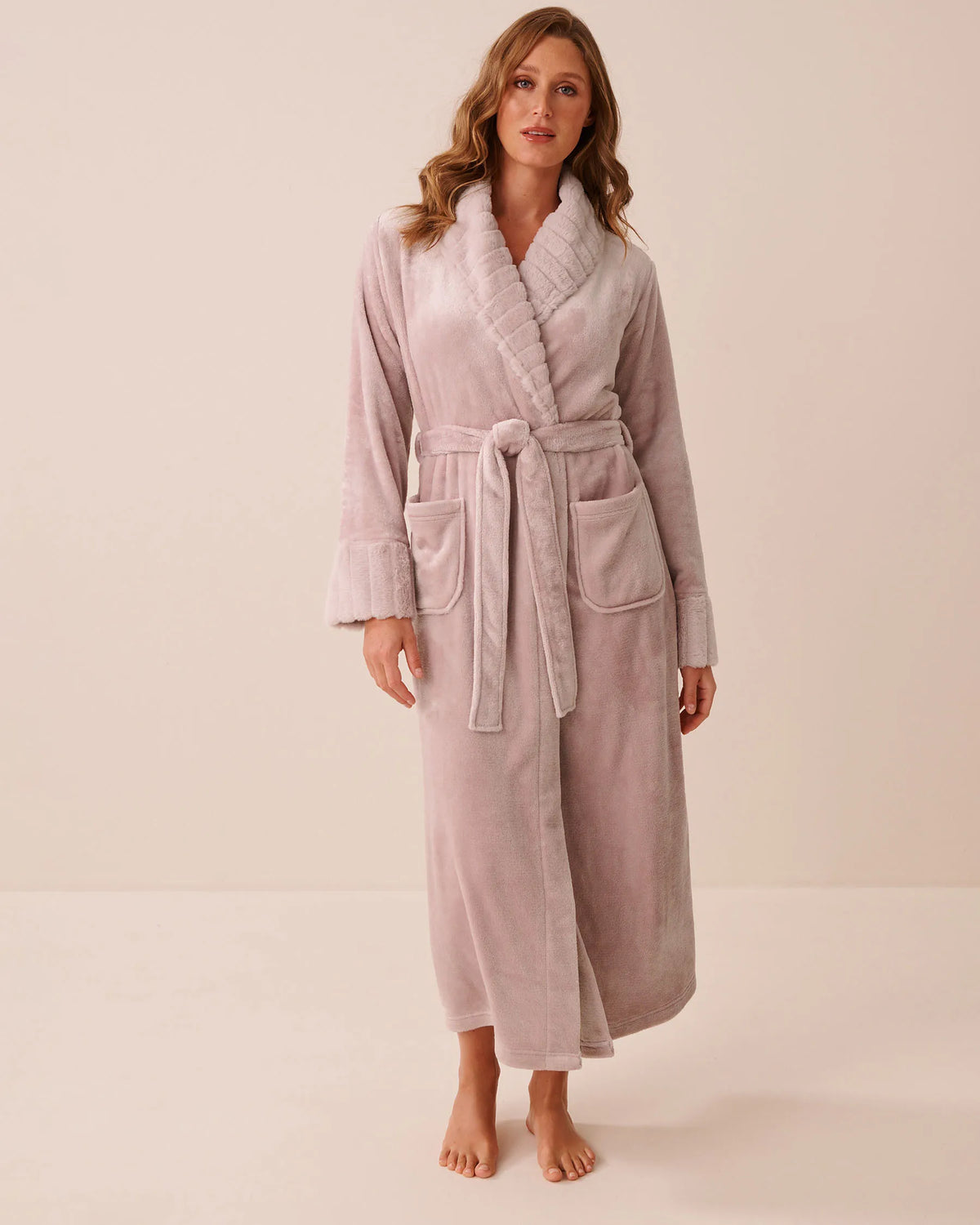 La Vie en Rose Violet Ice Women Long Faux Fur And Soft Plush Robe SKU: 40600234_50067 Image 01