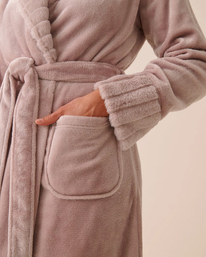 La Vie en Rose Violet Ice Women Long Faux Fur And Soft Plush Robe SKU: 40600234_50067 Image 03