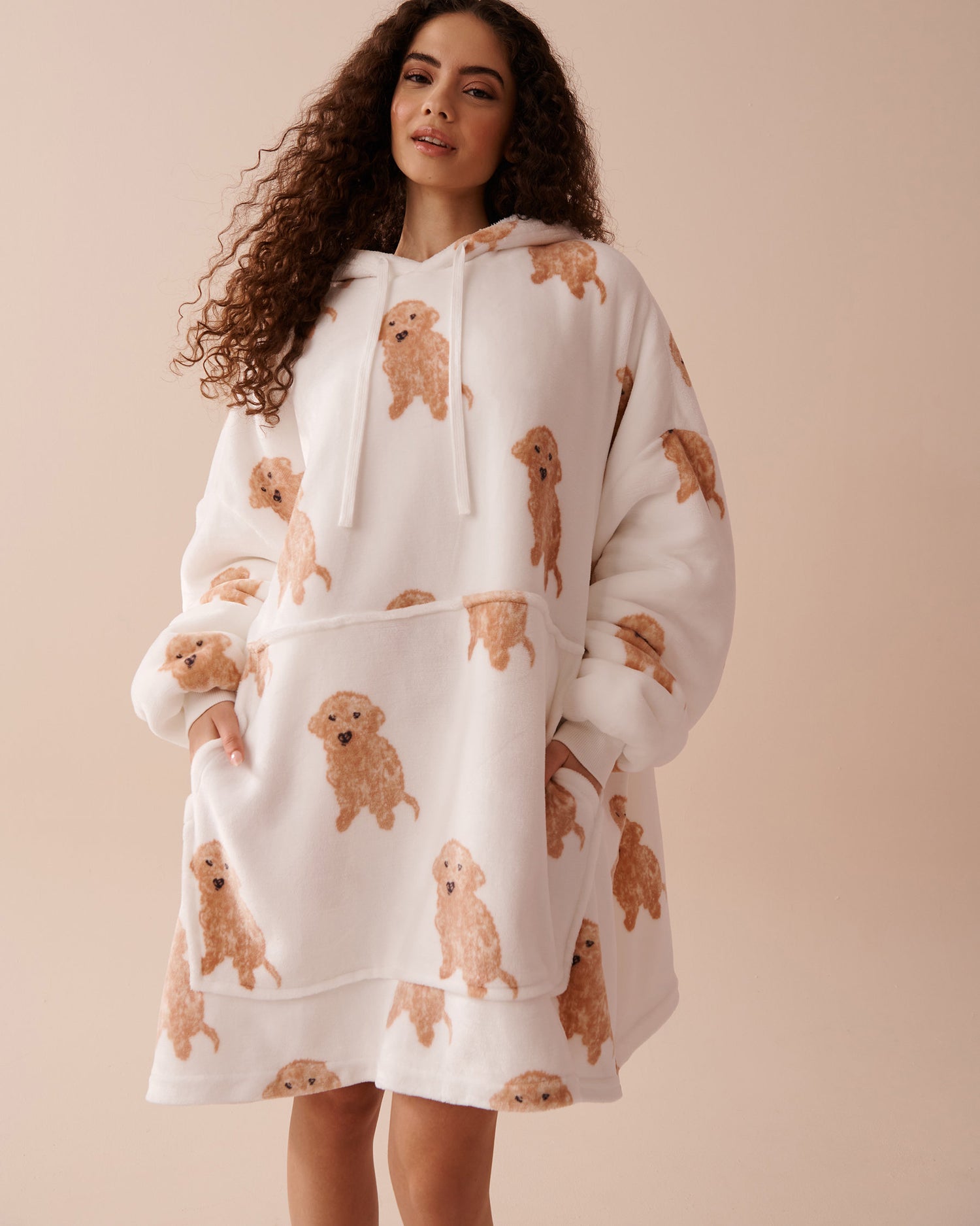 Dog Print Soft Plush Oversized Hoodie_40700337_P10419_01