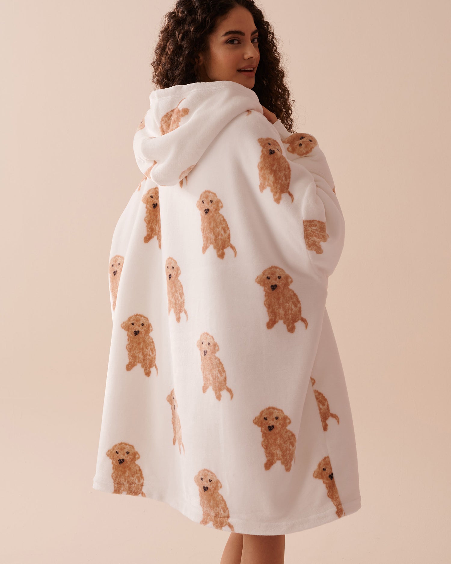 Dog Print Soft Plush Oversized Hoodie_40700337_P10419_02