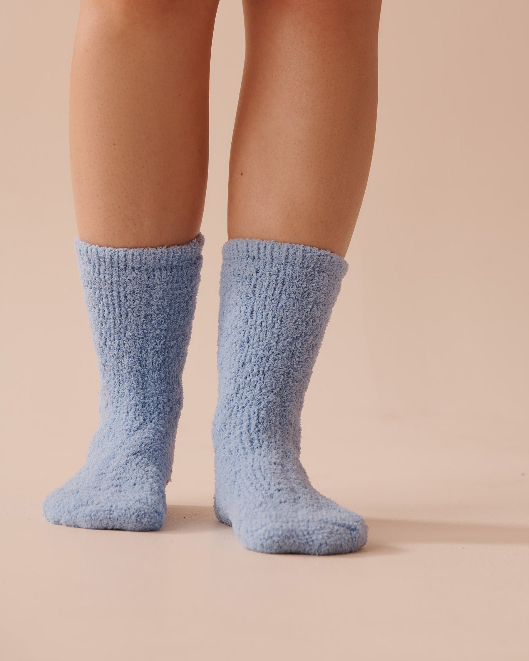 Soft Plush Socks_40700347_P40367_01