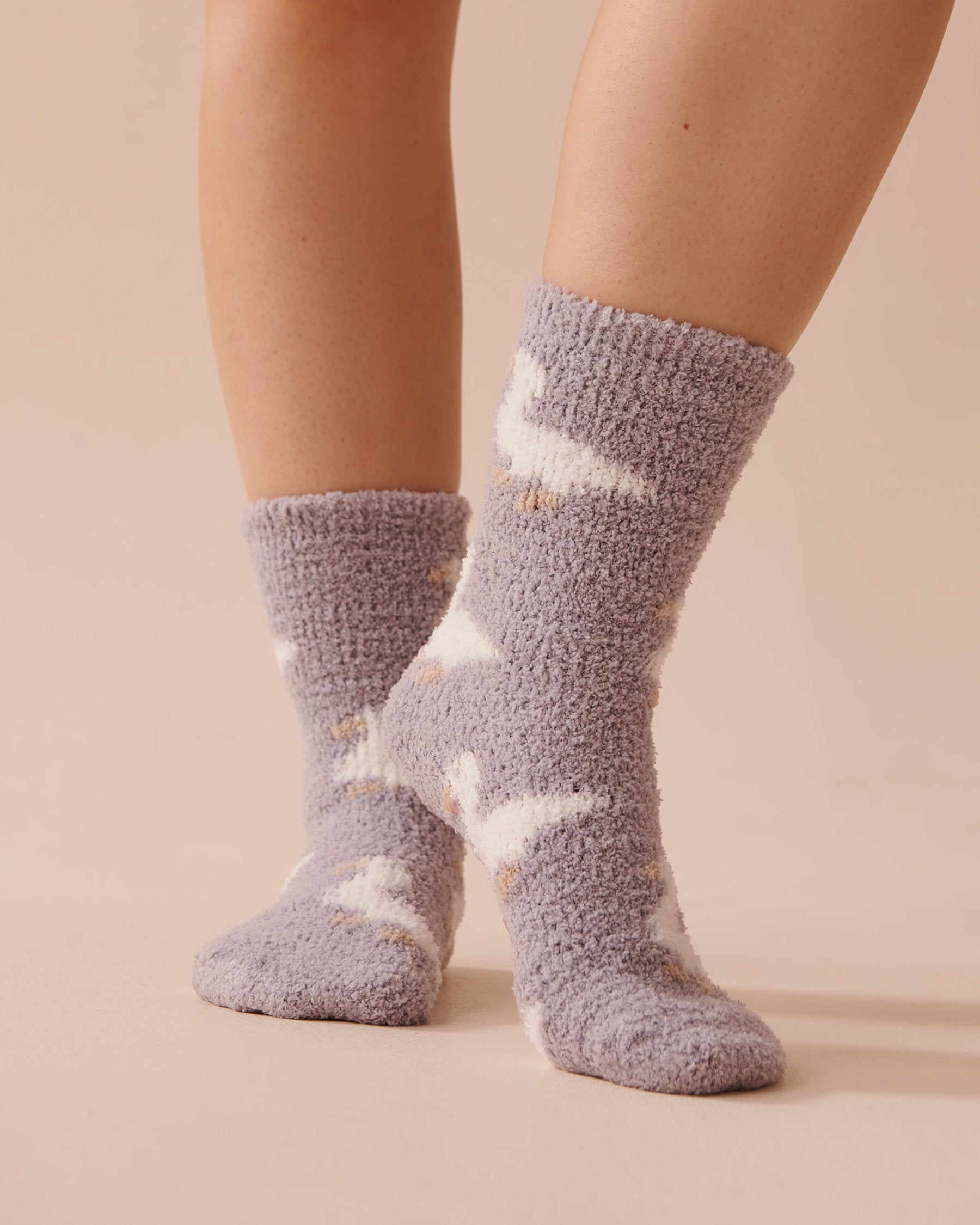 Soft Plush Socks_40700347_P50079_01