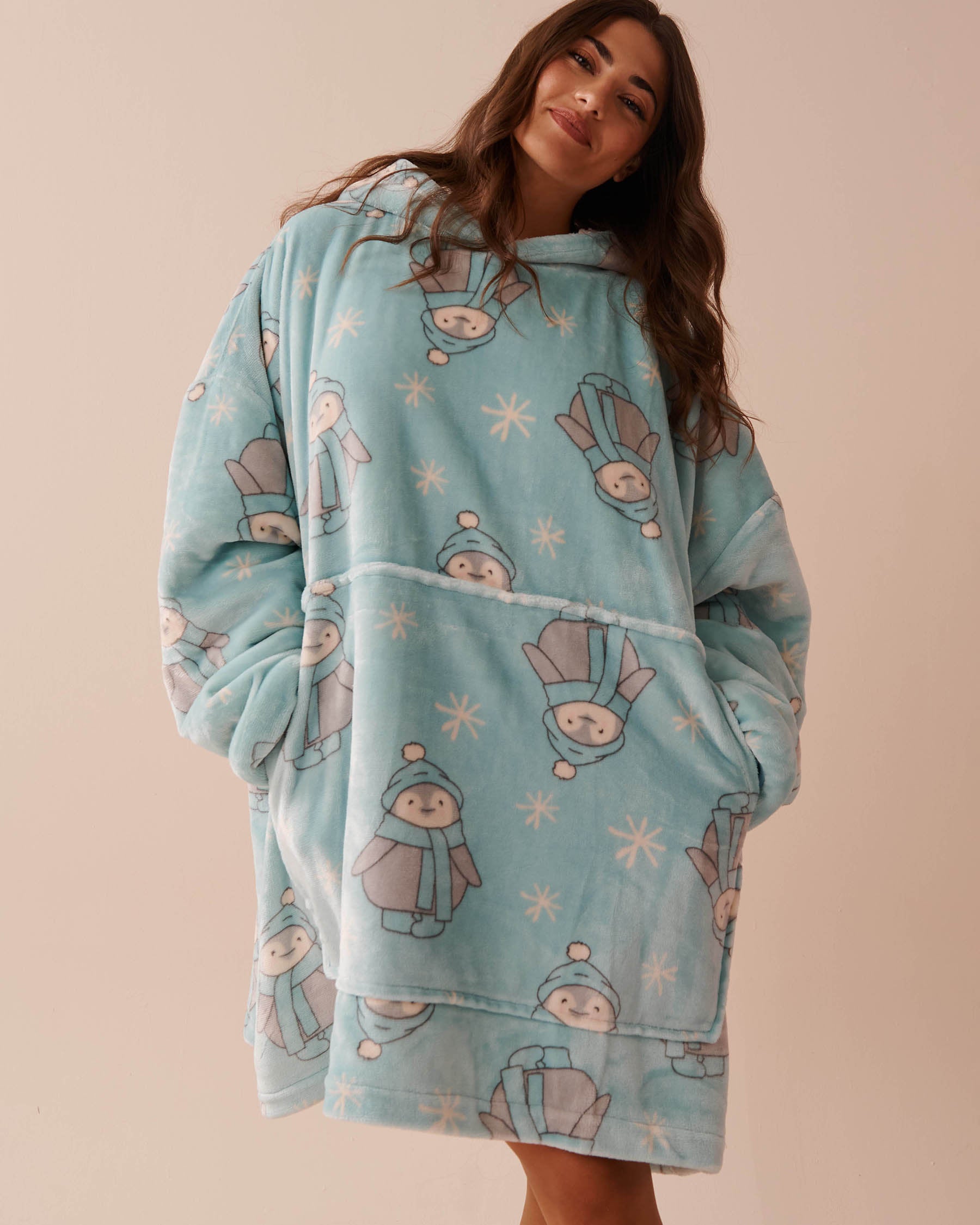 Gingerbread Soft Plush Oversized Hoodie_40700350_P40410_01