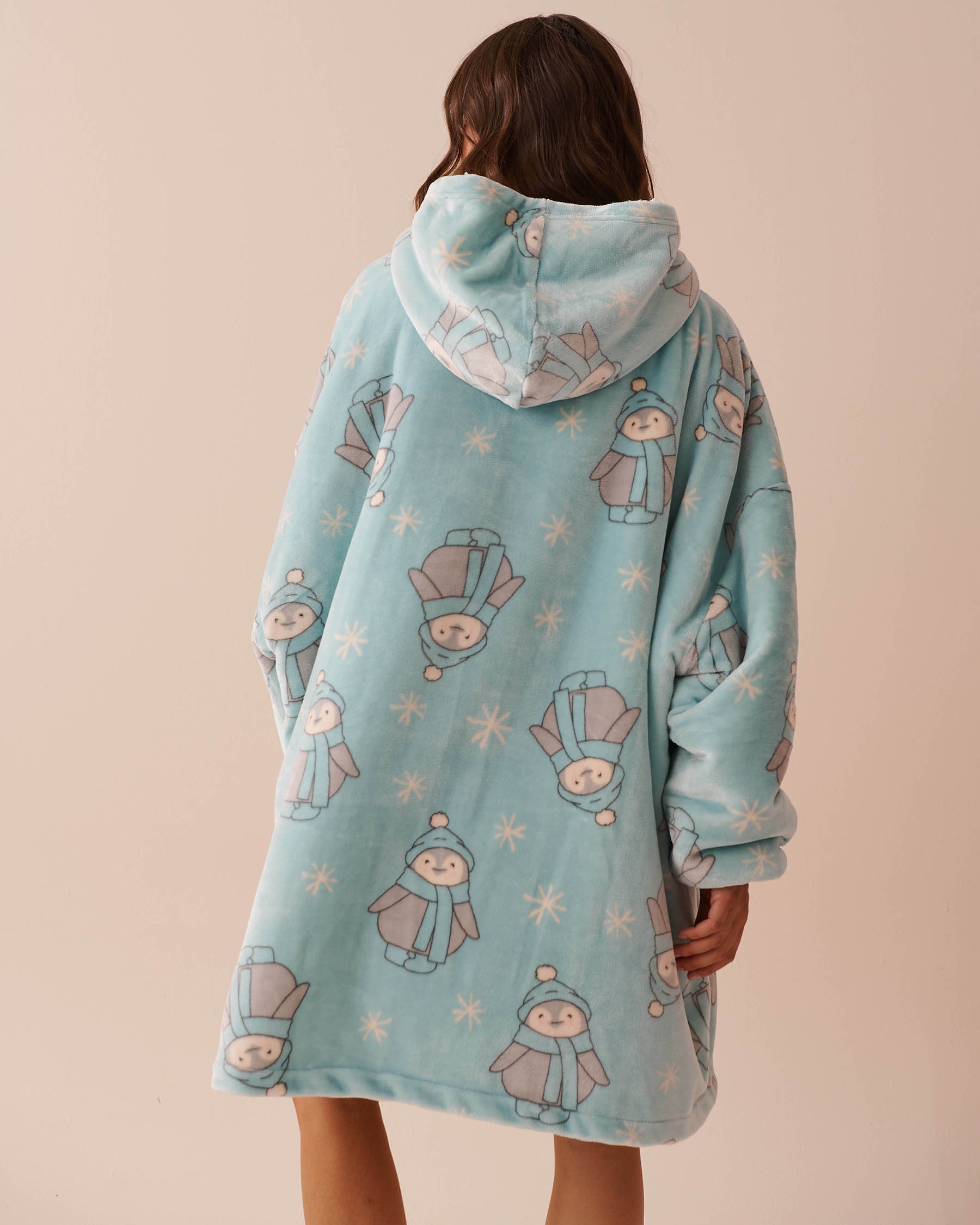 Gingerbread Soft Plush Oversized Hoodie_40700350_P40410_02