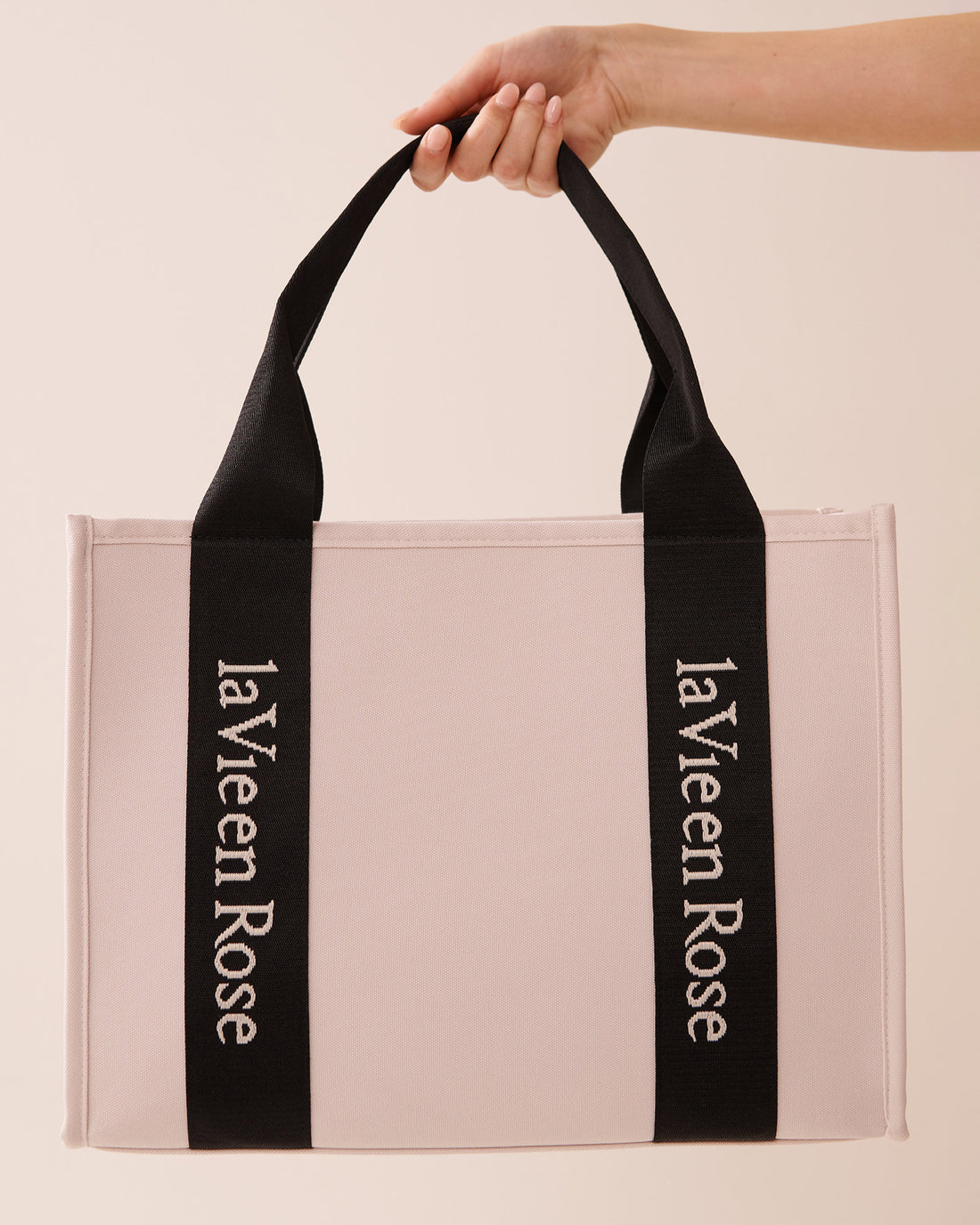 La Vie en Rose_Sturdy Canvas Tote Bag_40700376_00041_01