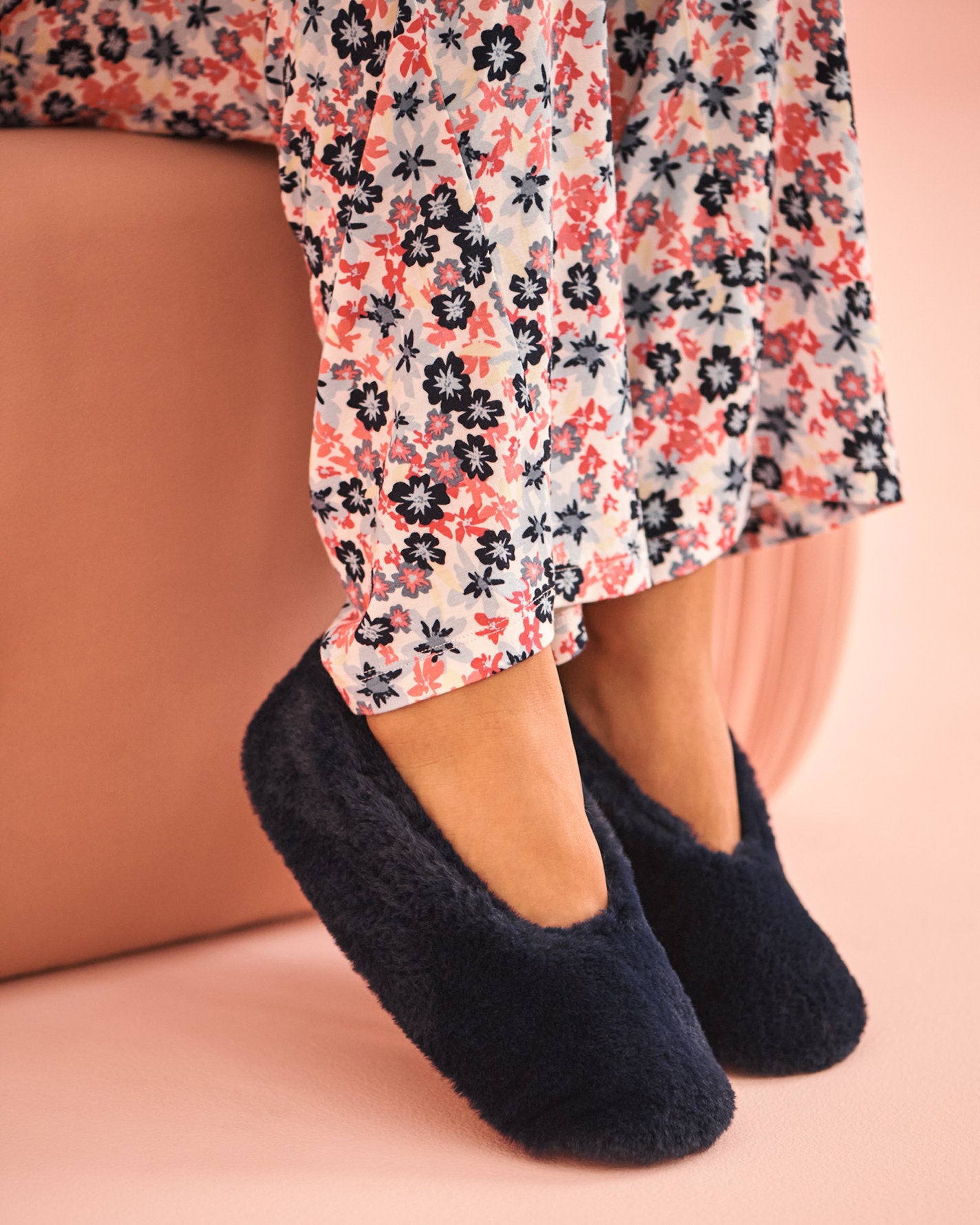 La Vie en Rose_Faux Fur Slipper Socks_40700379_40099_01