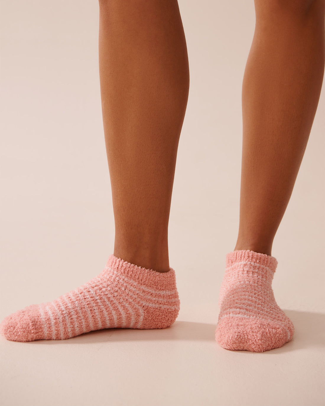 La Vie en Rose_Soft Plush Stripe Socks_40700381_P70065_01