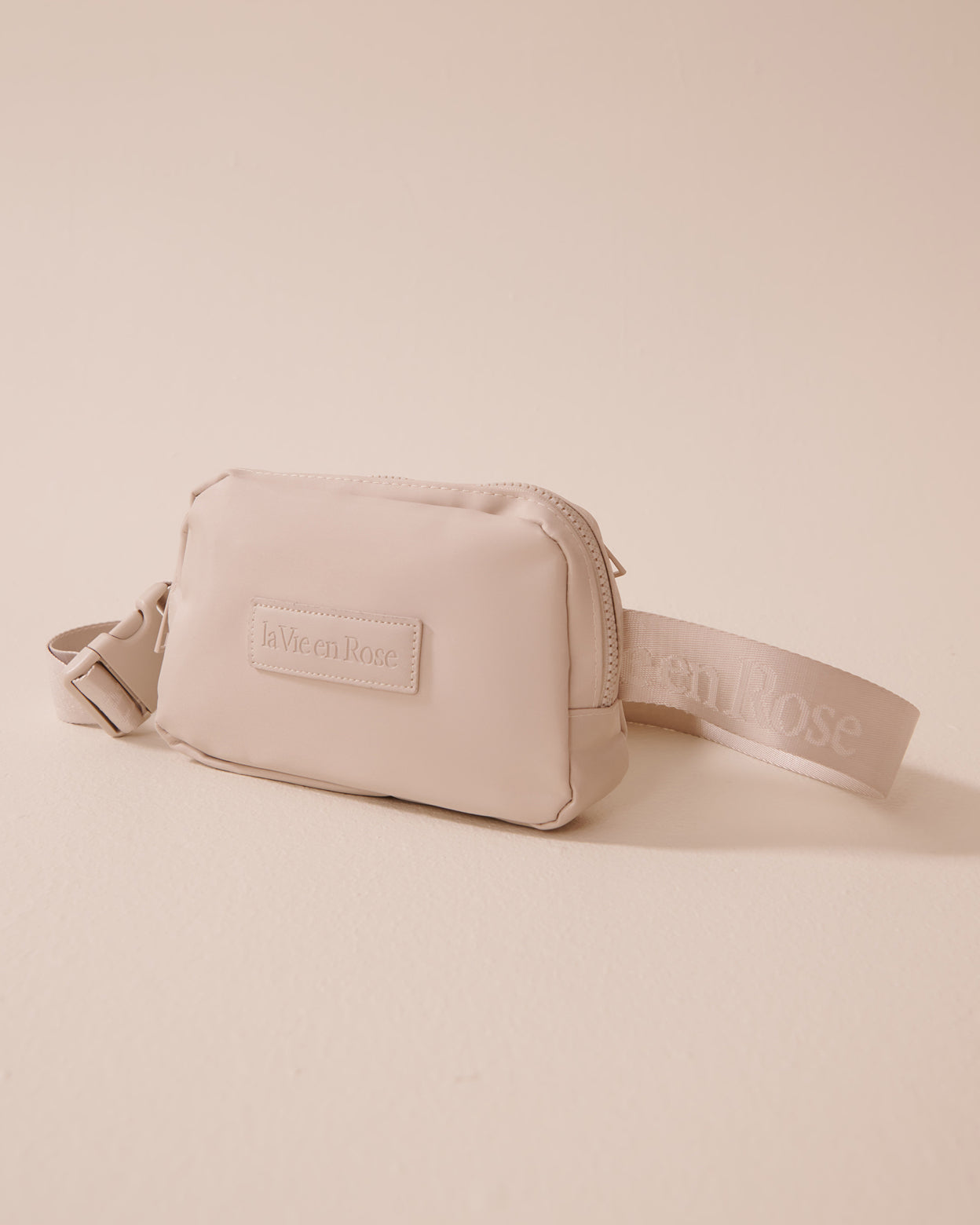 La Vie en Rose_Pumice Stone_Belt Bag_40700391_00041_01