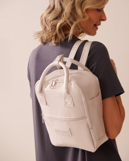 La Vie en Rose_Pumice Stone_Mini Backpack_40700392_00041_06