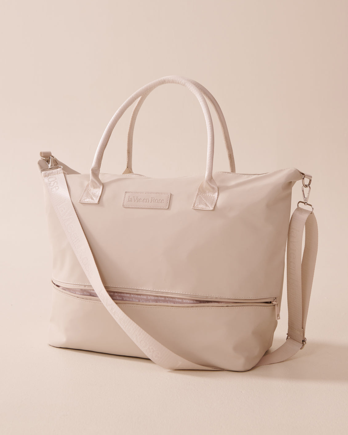 La Vie en Rose_Pumice Stone_Weekender Bag_40700395_00041_01