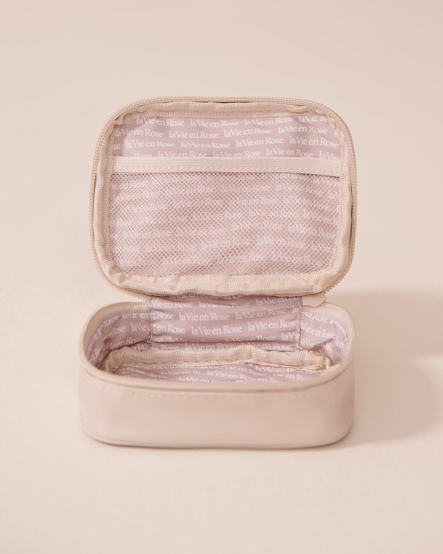 La Vie en Rose_Pumice Stone_Accessory Case_40700398_00041_02