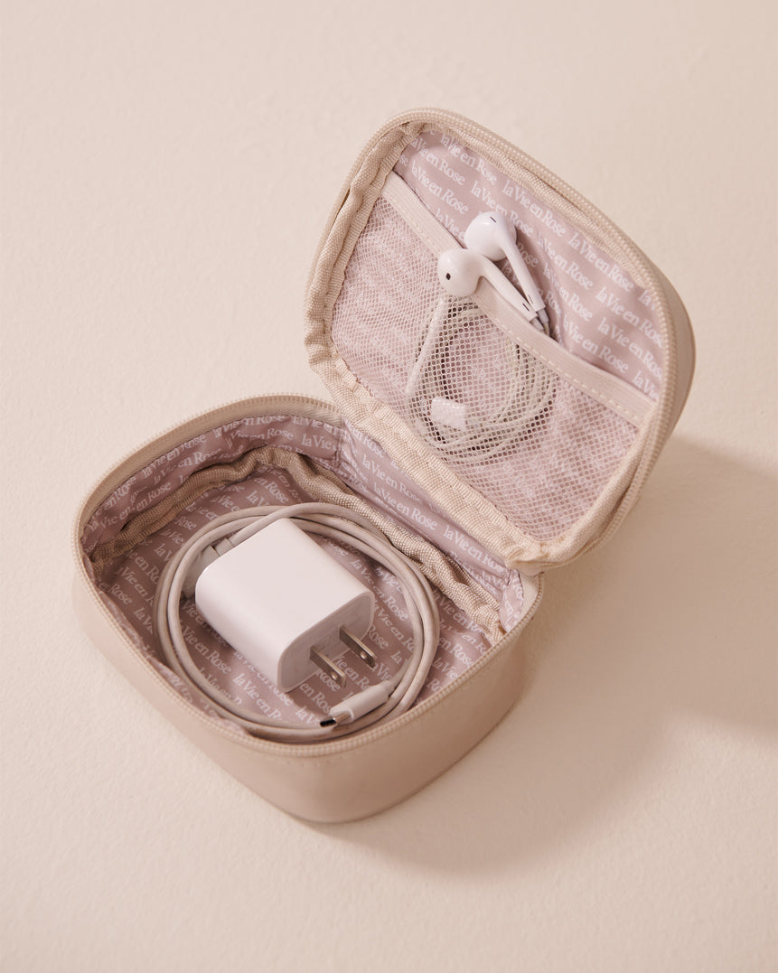 La Vie en Rose_Pumice Stone_Accessory Case_40700398_00041_03