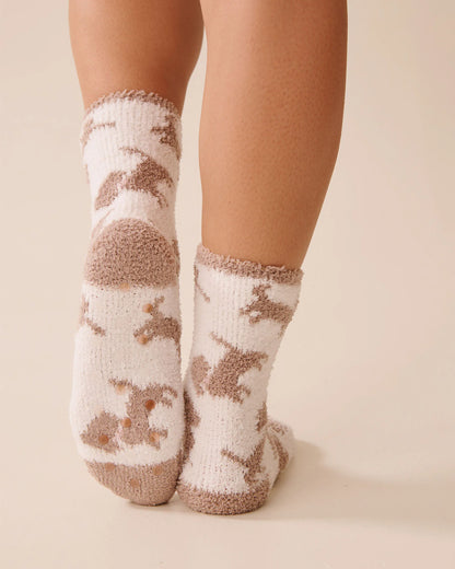 La Vie en Rose_Snow White &amp; Goat Dachshund_Plush Raccoon Socks_40700417_P10527_05