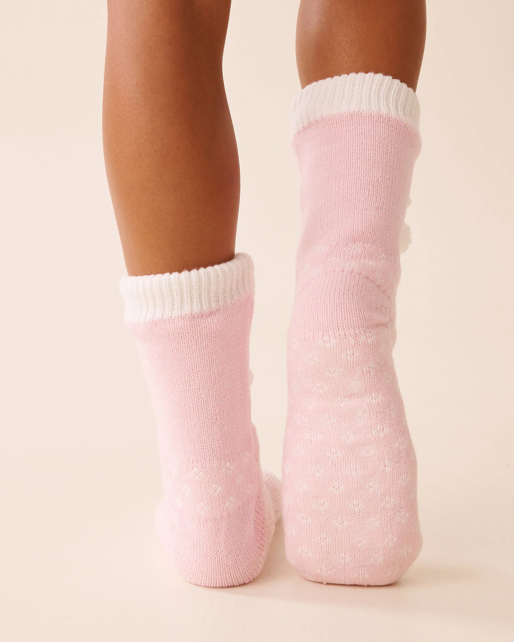 La Vie en Rose_Cherry Blossom Dot_Long Knit and Sherpa Teddy Bear Socks_40700426_P60434_05